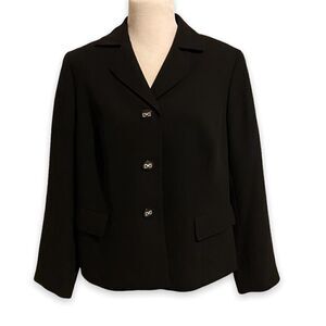 Jones Studio Long Sleeved Business Blazer Suit Jacket Top